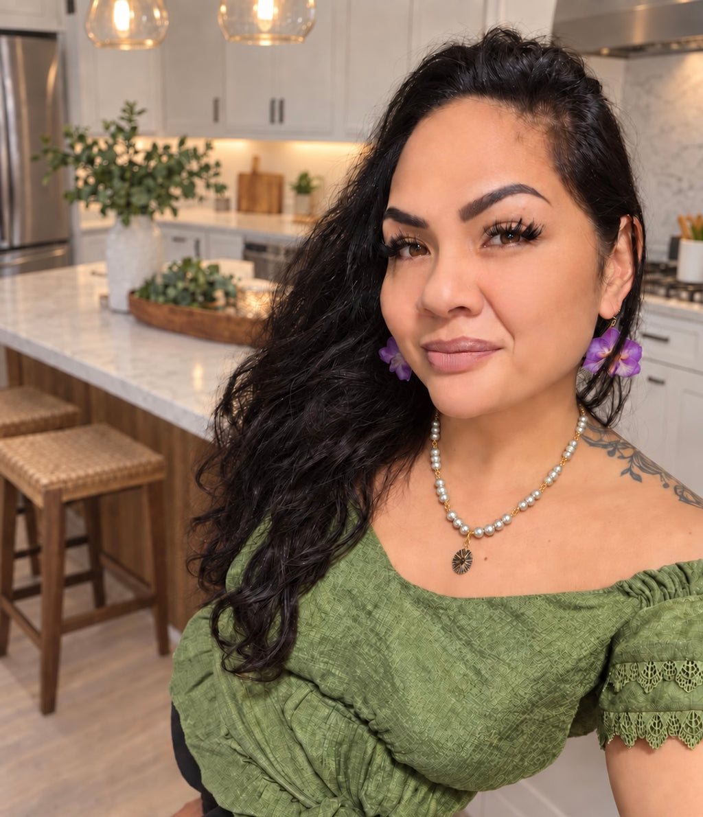 Ka’iulani Opihi Awa Necklace
