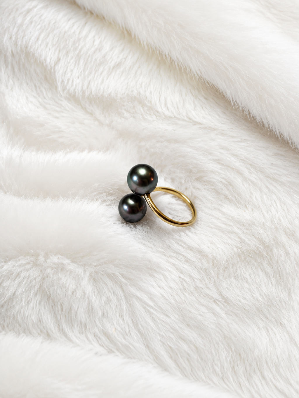 Round Tahitian Bypass Ring