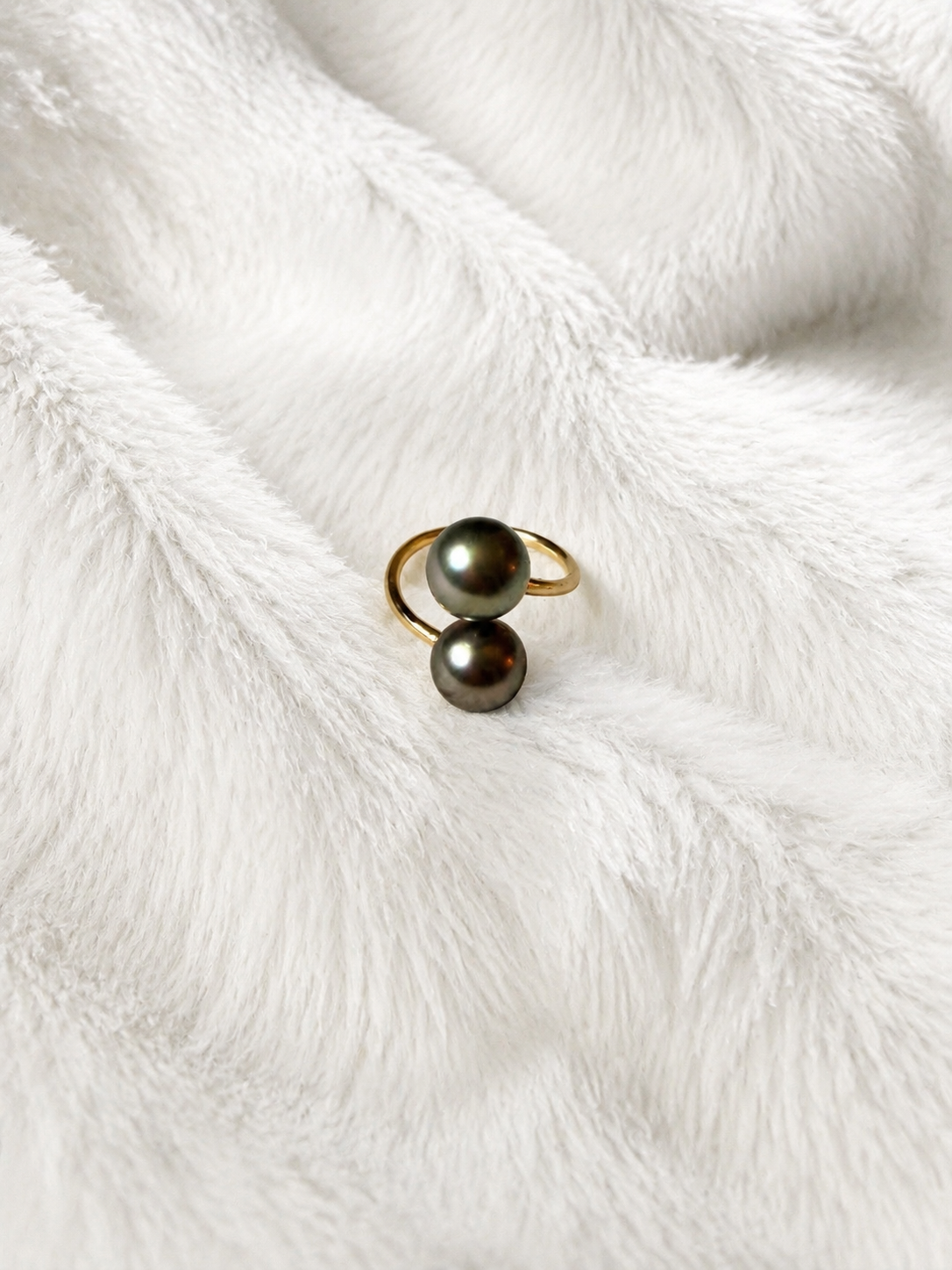 Round Tahitian Bypass Ring